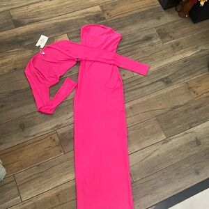 New with tags two piece pink fitted maxi dress with long sleeve overlay!!